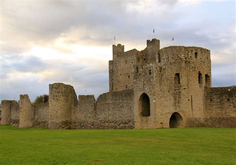 Trim Castle, Trim, Ireland... where they filmed Braveheart | Castle ...