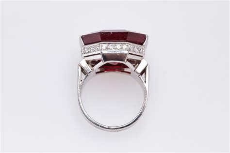 Natural Spinel Ring - Eleuteri