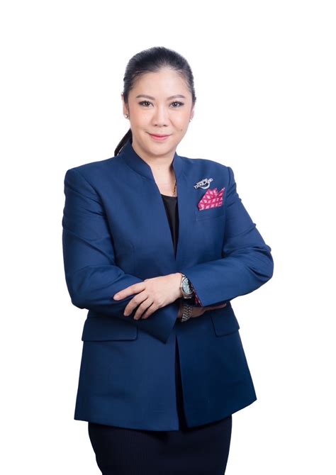 Thapanee Kiatphaiboon began her role as new TAT Governor - Travel India - Thailand info