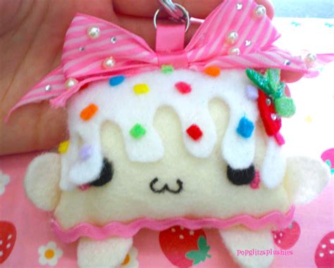 Cute-kawaii plushie keychain by popglitz on DeviantArt