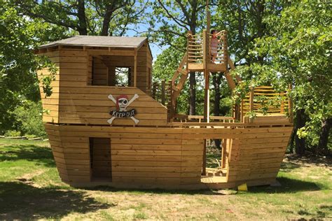 Davy Jones' Locker Pirateship Plan | 250 ft² Wood Plan for Kids – Paul's Playhouses