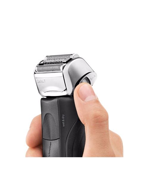 Braun | Series 7 Wet/Dry Electric Shaver Black plus Travel Case ...