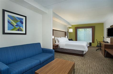 Meeting Rooms at Holiday Inn Express & Suites LEBANON, 826 S CUMBERLAND STREET, LEBANON, 37087 ...