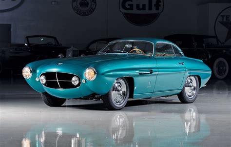 The Fiat 8V Supersonic by Ghia