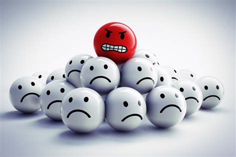 How to Handle Hostility on Social Media - Vickie Sullivan