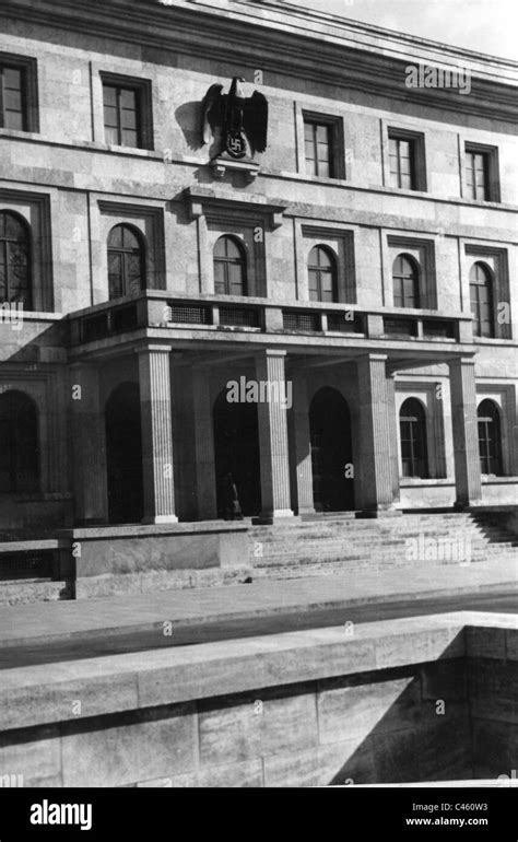 Architecture of the Third Reich: Munich, Führerbau at Königsplatz, 1933-1945 Stock Photo - Alamy