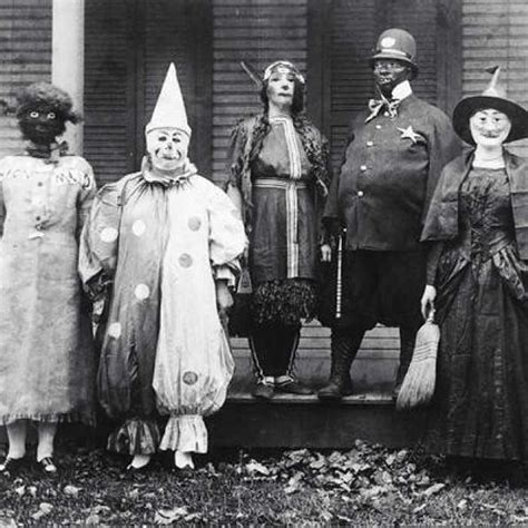 Halloween 1920. At least I hope it was Halloween. : r/creepy