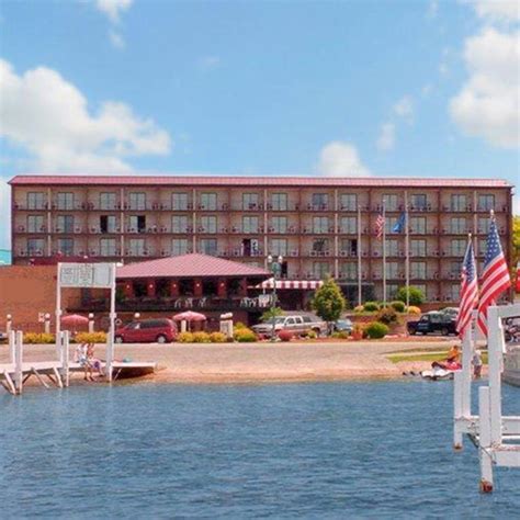 Top 8 Hotels With Pool In Lake Geneva, Wisconsin | Trip101