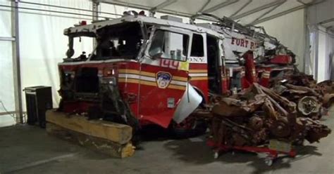 Collectibles 9/11 FDNY FIRE ENGINE AT WTC GROUND ZERO 8x10 SILVER ...