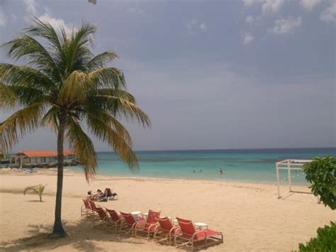 Beach - Picture of Jewel Runaway Bay Beach & Golf Resort, Runaway Bay - TripAdvisor