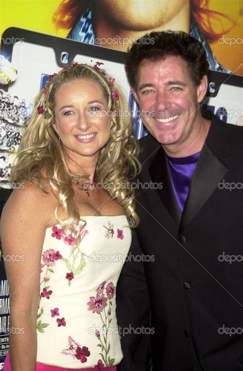 Barry Williams and wife – Stock Editorial Photo © s_bukley #17520657