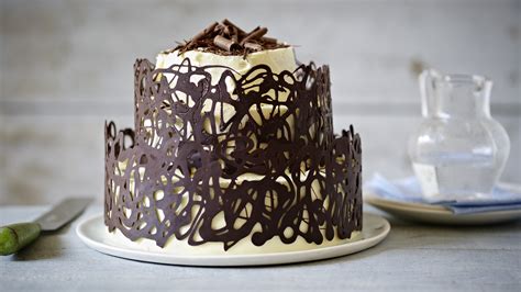 Decorate Chocolate Cake