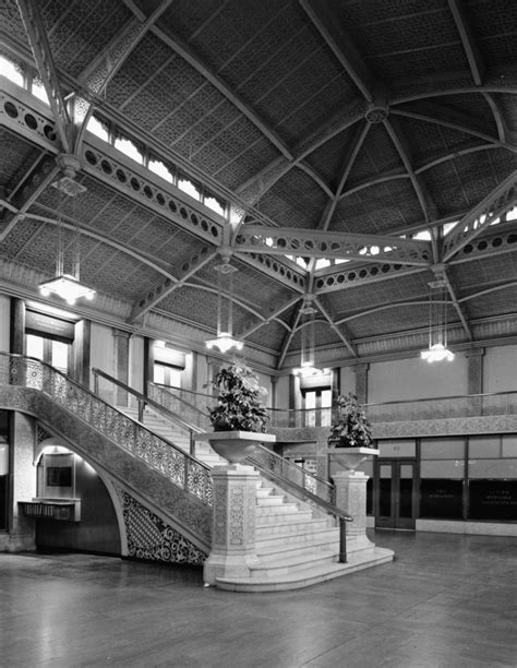 Rookery building by Frank Lloyd Wright | The Strength of Architecture | From 1998