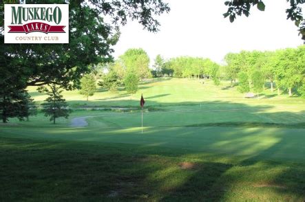 Muskego Lakes Country Club | Wisconsin Golf Coupons | GroupGolfer.com