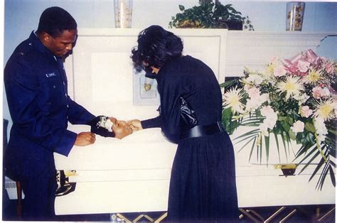 10 Unforgivable Sins Of Eazy E Funeral | Komseq