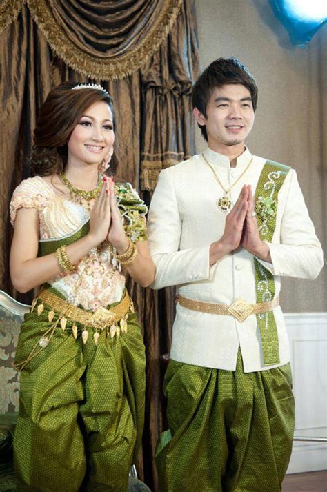 Khmer Wedding Outfits