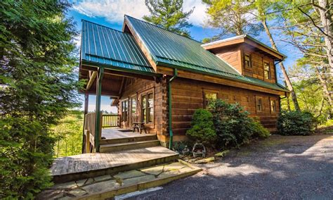 Blue Ridge Mountain Log Cabin NC