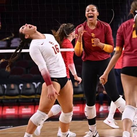 USC Women’s Volleyball Propels Into Top 25 of AVCA Rankings After Pulling Off a Stunning Upset ...