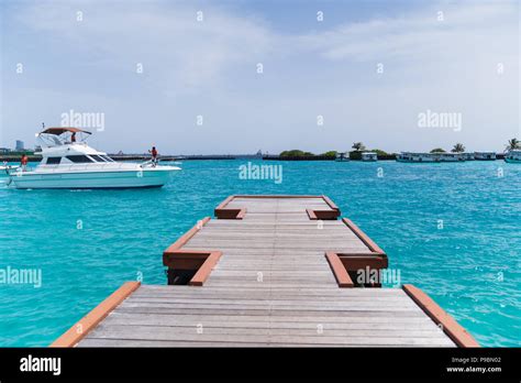 Beautiful blue ocean background, at maldives Stock Photo - Alamy