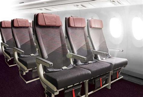 Space, sound take center stage in JAL's A350-1000 cabins | PaxEx.Aero