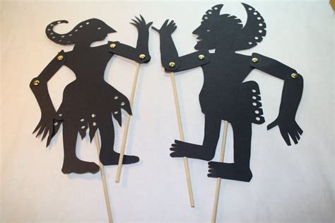 Heidi Boyd: Playing with Shadow Puppets