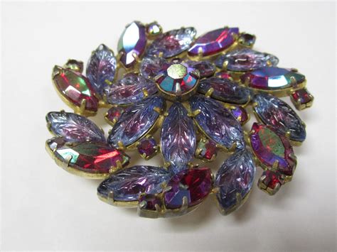 Vintage Rhinestone Jewelry - Brooch Siam AB