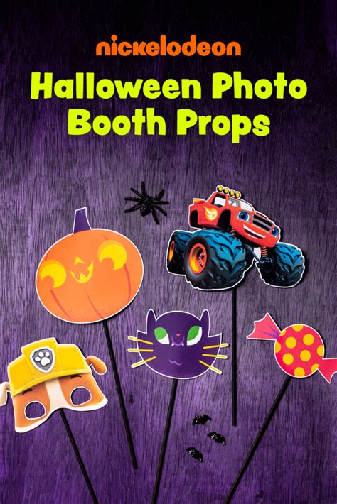 DIY Halloween Dress-Up Photo Props | Nickelodeon Parents