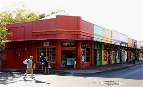 Shopping on Maui | Hawaii.com