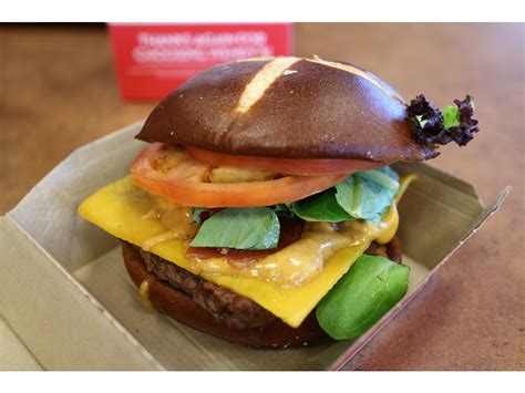 Wendy’s – Pretzel Bacon Cheeseburger – Elsie Hui