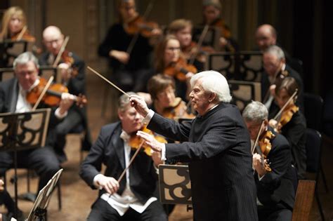 Cleveland Orchestra shines in Schumann performances under former ...