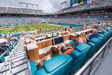 NFL luxury suites: Touring the most tricked-out stadium seats - Curbed