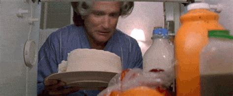 Mrs Doubtfire Cake GIF - Find & Share on GIPHY