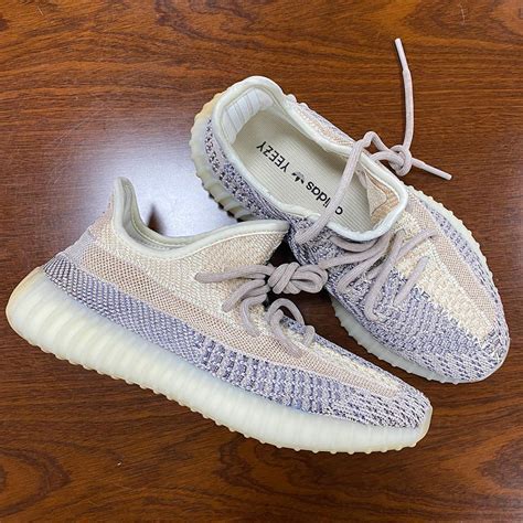 #Release : Yeezy Boost 350 V2 Ash Pearl