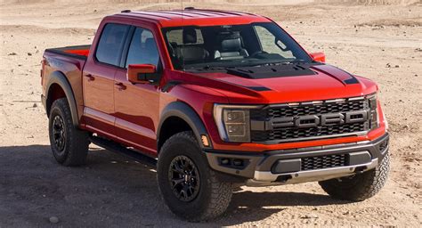 15 New Ford And Lincoln Cars Reportedly Stolen From Automaker’s Dearborn Storage Lot | Carscoops