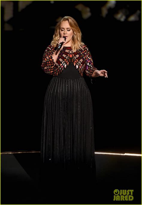 Adele Receives Standing Ovation for George Michael Tribute at Grammys 2017 - Watch Now!: Photo ...