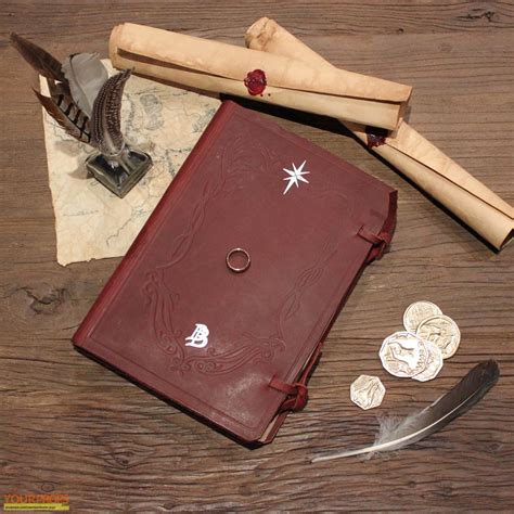 Lord of The Rings: The Return of the King Red Book of Westmarch replica ...