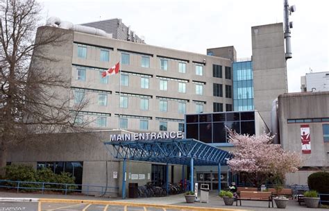 An OR reopens at each of Victoria’s two main hospitals - Victoria Times Colonist