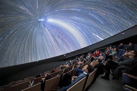 ESOblog - How to Install a Planetarium | ESO