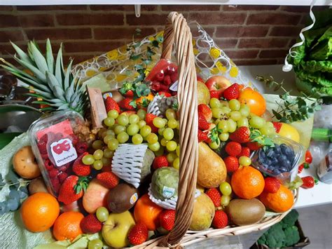 Sorprende en San Valentín con las cestas de regalo de Frutas y Verduras Bueno, un nuevo ...