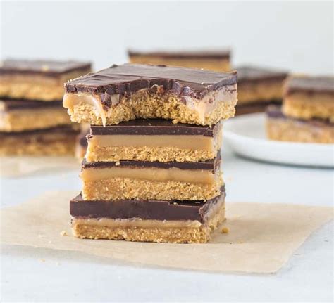 Easy Chocolate Caramel Bars - The Itsy-Bitsy Kitchen