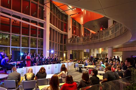 Escuela de Música Berklee / William Rawn Associates | ArchDaily en Español