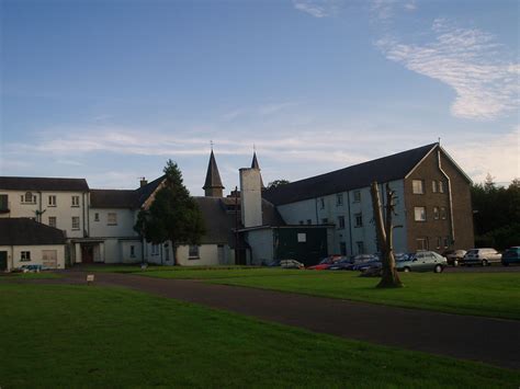 Highmead School, Llanybydder - Home