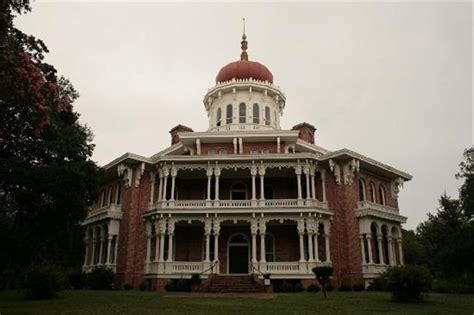 The Rosalie and Longwood Mansion of Natchez : A Brief History