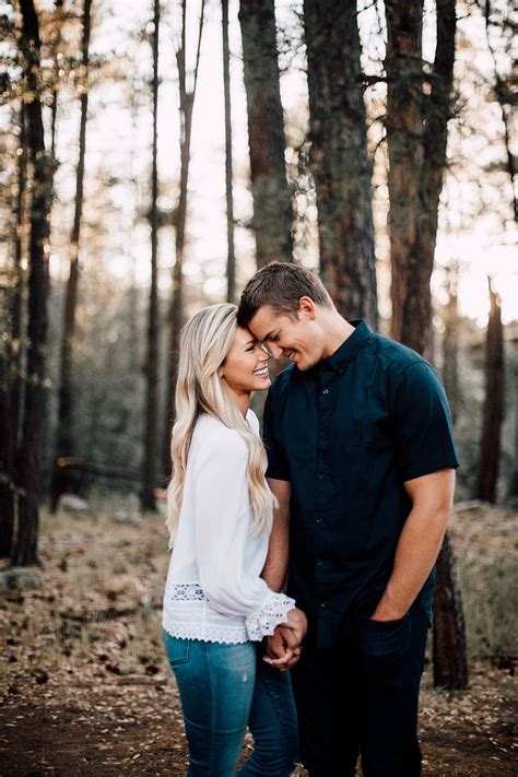 Cool 30+ Best Inspiration Couples Photography Poses To Inspire You ...