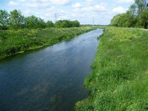 The River Welland at Tallington © Marathon cc-by-sa/2.0 :: Geograph Britain and Ireland