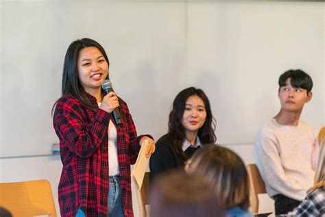 North Korean defectors visit UI, share their experiences - The Daily Illini