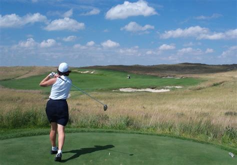 Sand Hills Golf Club, Nebraska USA - The Travelling Golfer Australia