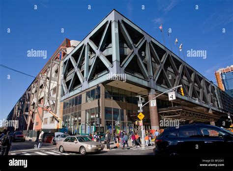 Port Authority Bus Terminal, Hell's Kitchen, Manhattan, New York City Stock Photo - Alamy