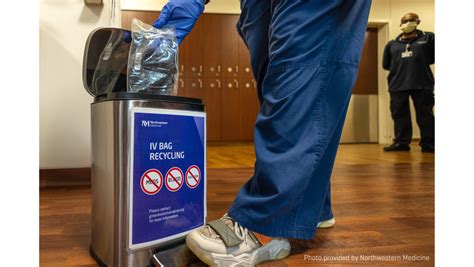 Recycling IV bags at a Chicago hospital in pilot program | Plastics News