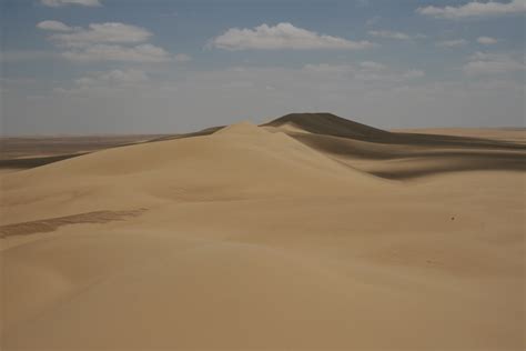 Archivo:Sand Dunes (Qattara Depression).jpg - Wikipedia, la enciclopedia libre